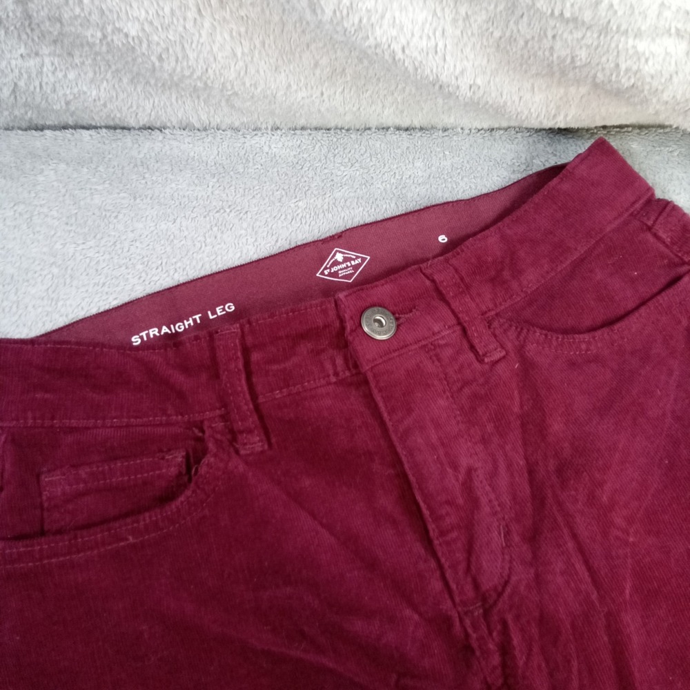 St Johns Bay Womens Burgundy Straight Leg Corduroy Pants Size‎ 6 Maroon Wine